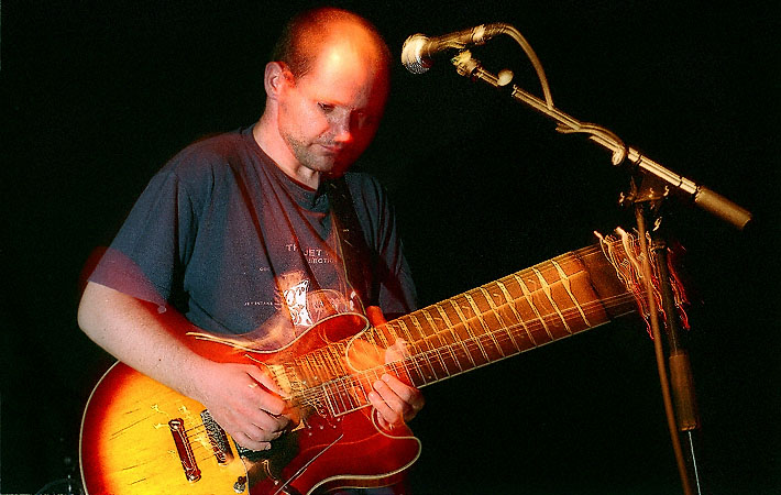 Photographie d’un concert au Festival Moo!, Saison 2003